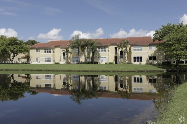 13060 Vista Isles Dr # 227, Sunrise FL 33325