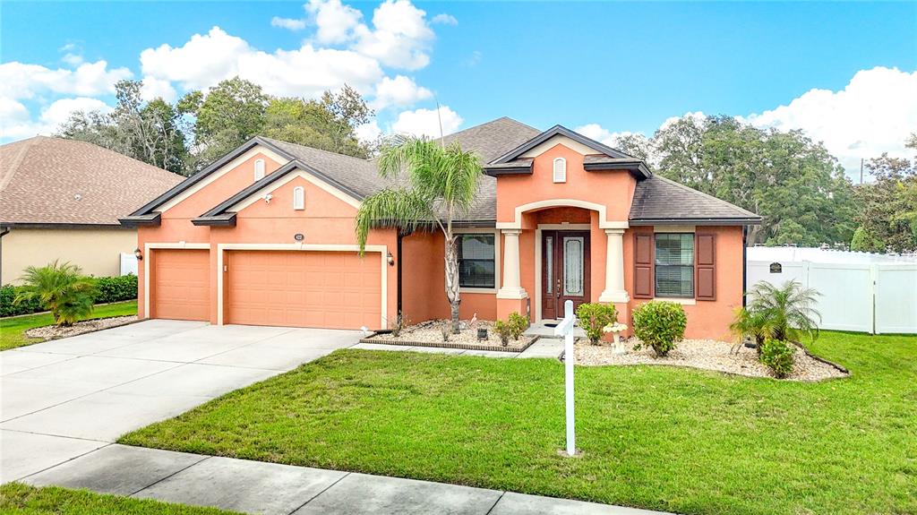 422 CHALLICE DRIVE, SPRING HILL, FL — photo 2 of 30