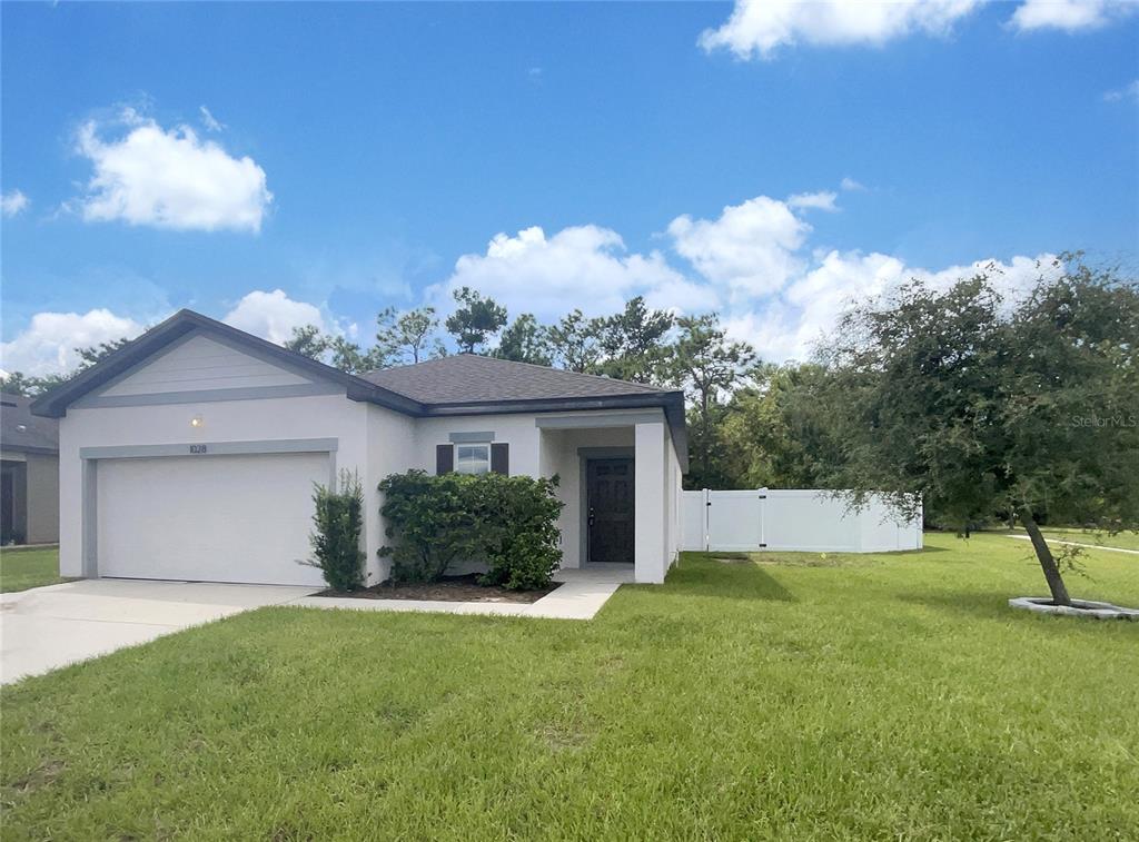 1028 LANDING LANE