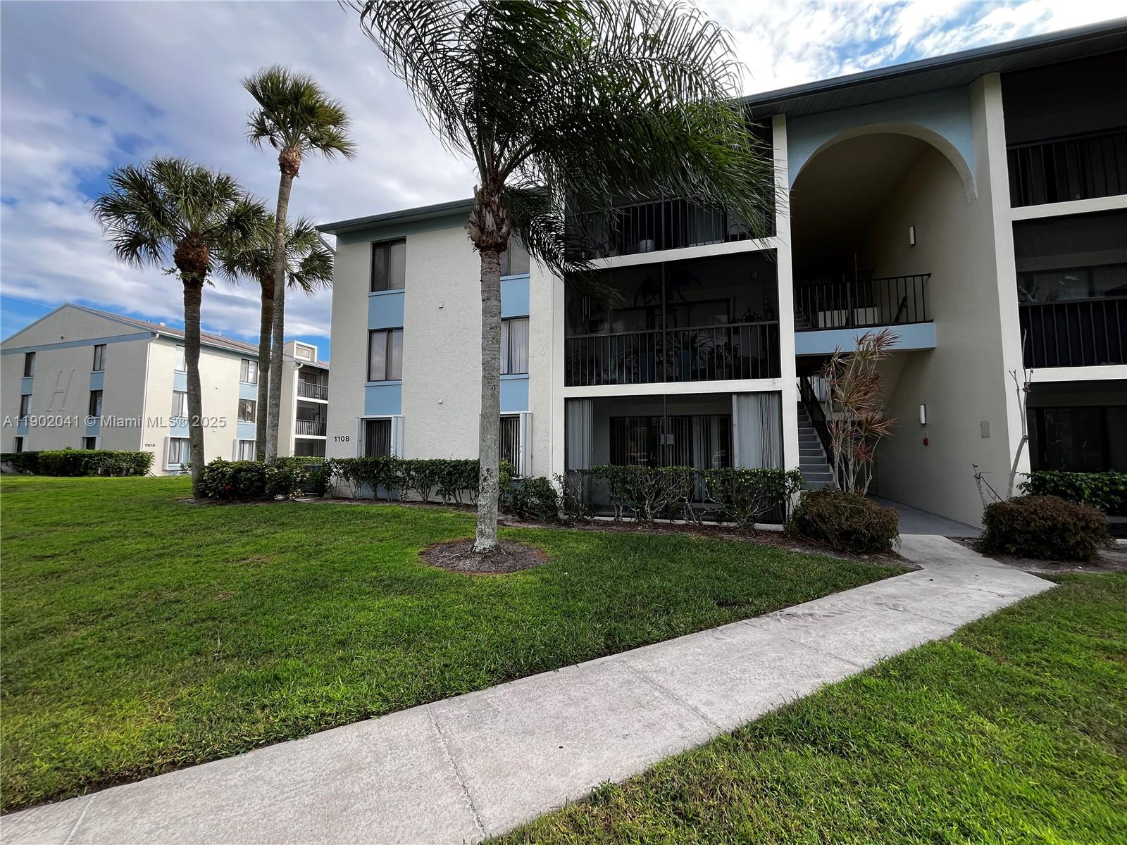 1108 Green Pine Blvd # A1, West Palm Beach FL 33409