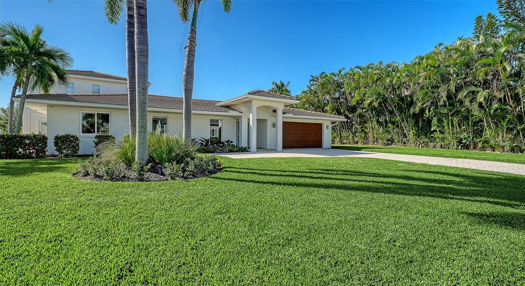 690 OLD COMPASS ROAD, LONGBOAT KEY, FL — photo 2 of 30