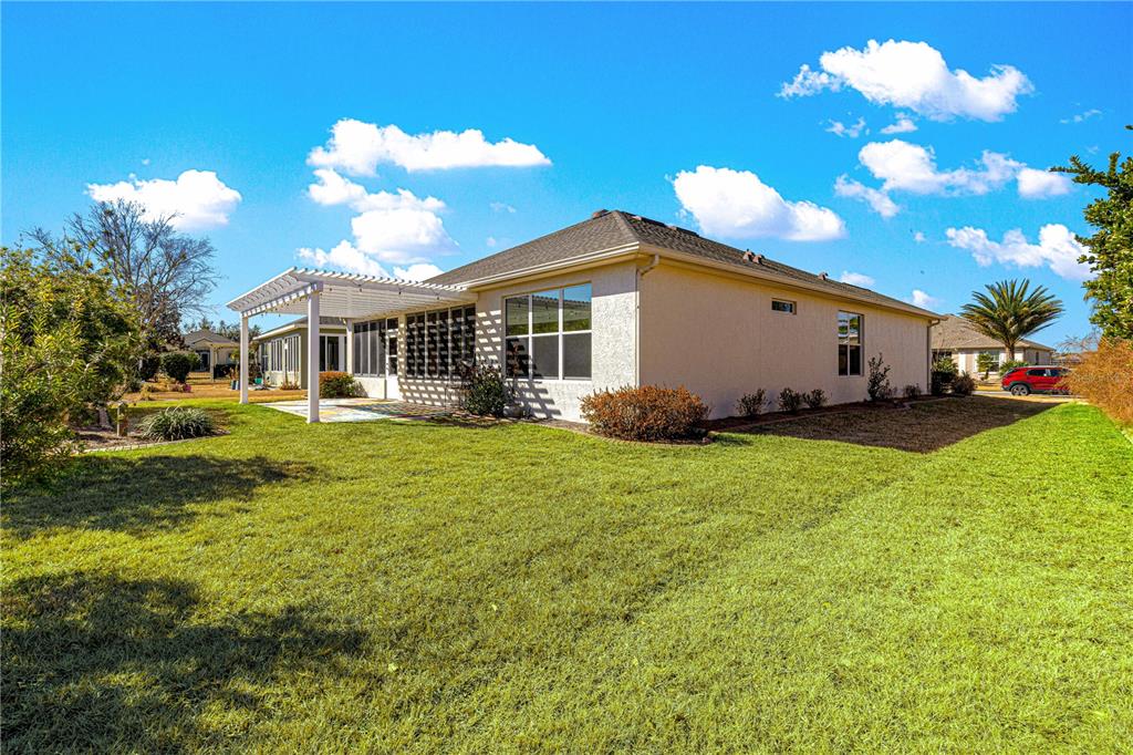 9256 SW 66TH LOOP, OCALA, FL — photo 3 of 30