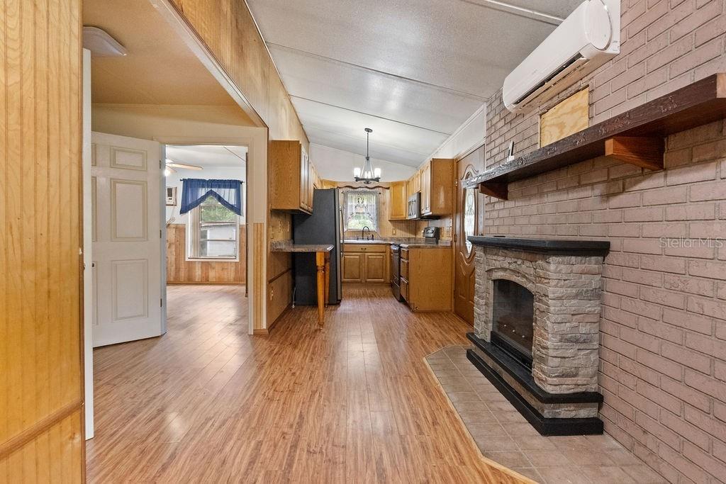 4050 SE 170TH PLACE, INGLIS, FL — photo 2 of 17