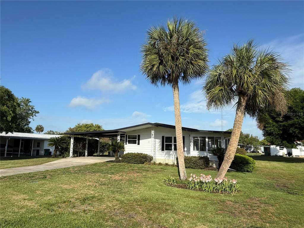 11 N BOBWHITE ROAD