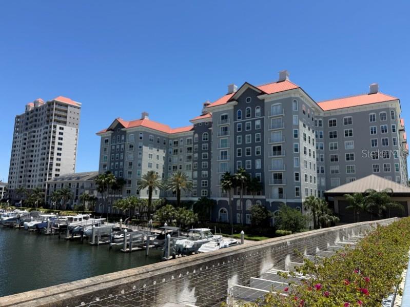 700 S HARBOUR ISLAND BOULEVARD UNIT 422