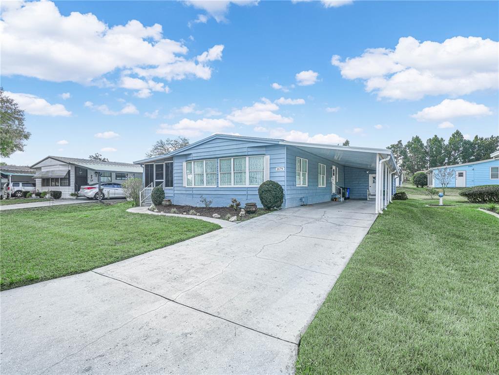 1679 FOXWAY DRIVE