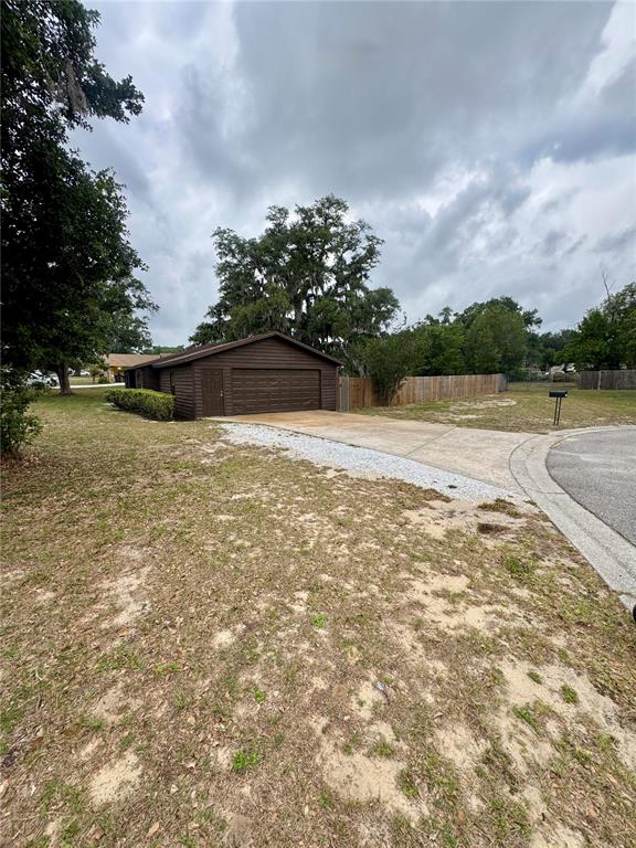 610 KING HENRY COURT