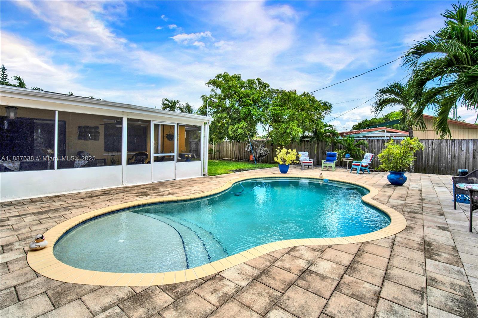 18690 Belview Dr, Cutler Bay FL 33157
