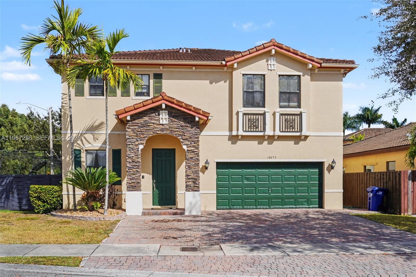 16673 SW 44th St, Miami FL 33185