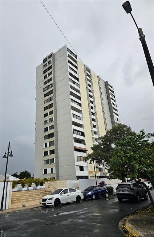 1261 LUIS VIGOREAUX AVENUE UNIT 18D
