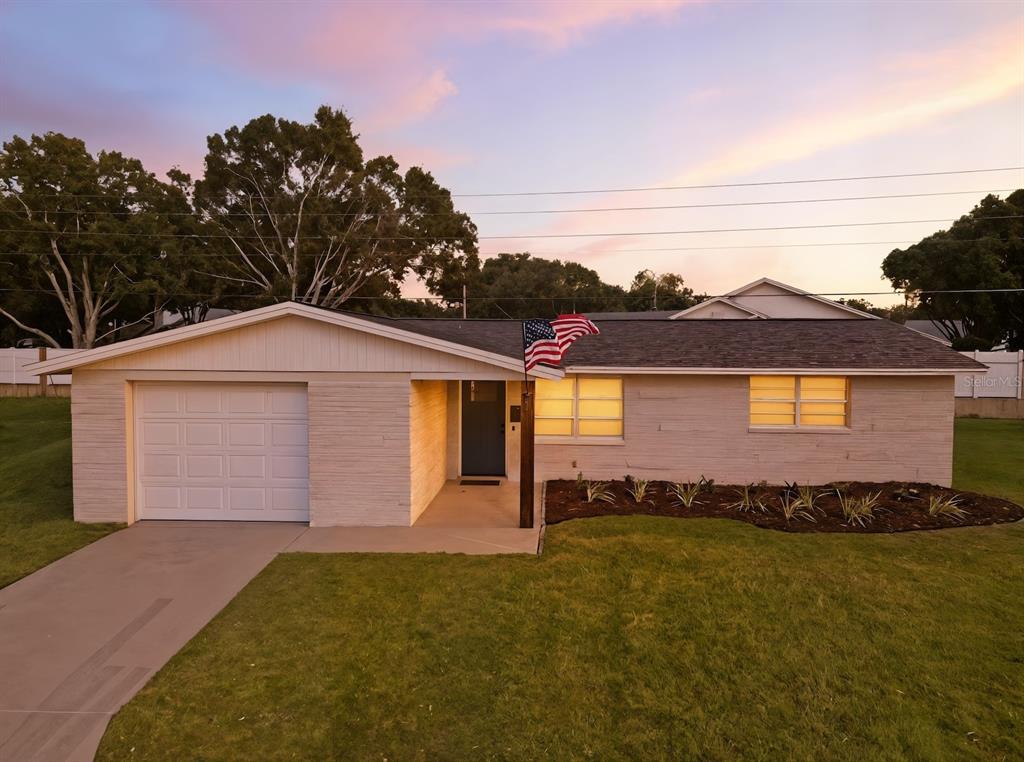 2721 FLINT ISLE PLACE