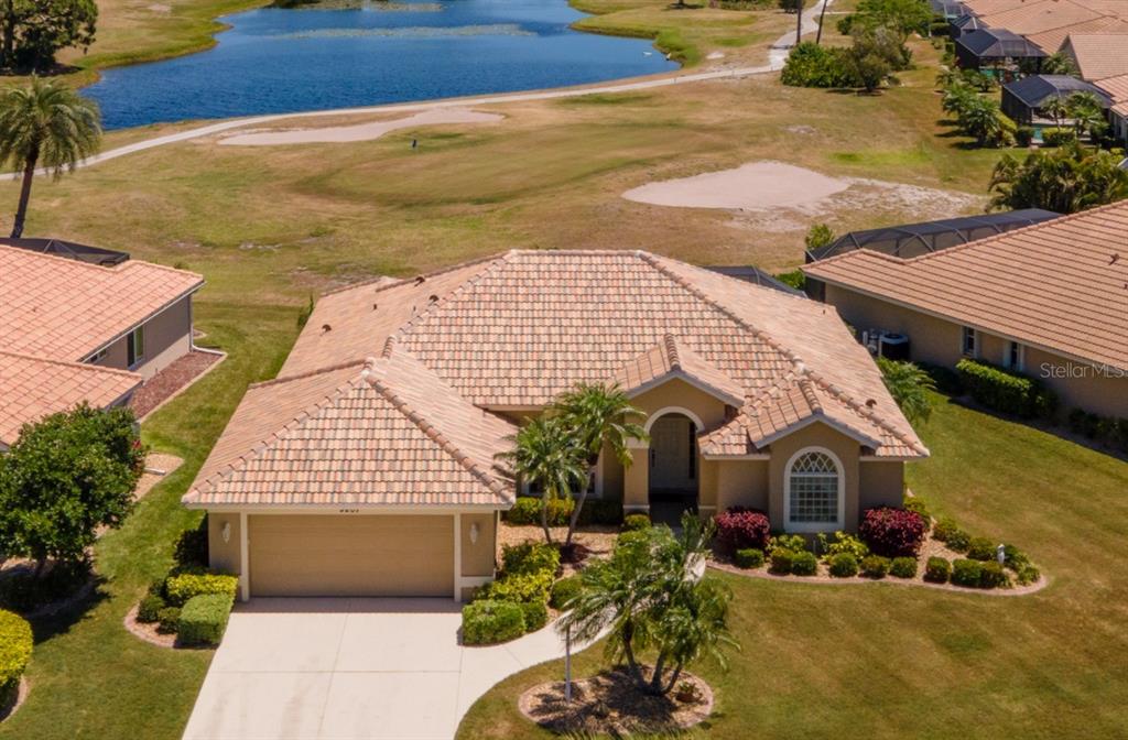 8207 LAKESIDE DRIVE