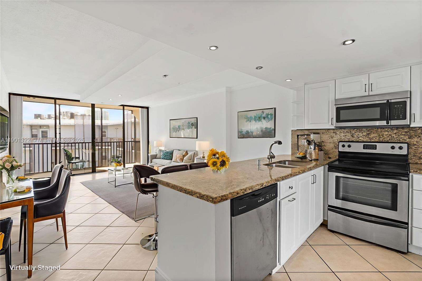 3475 N Country Club Dr # 814, Aventura FL 33180