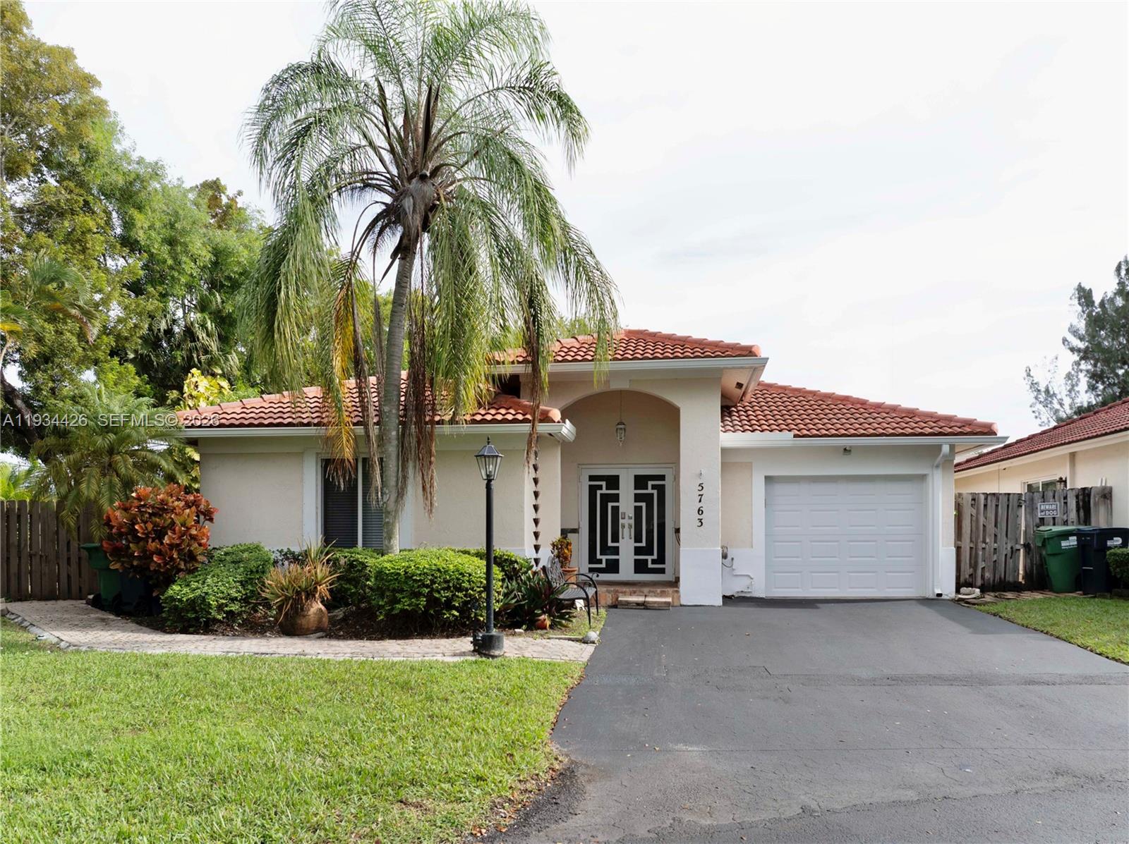 5763 NW 97th Ct, Doral FL 33178