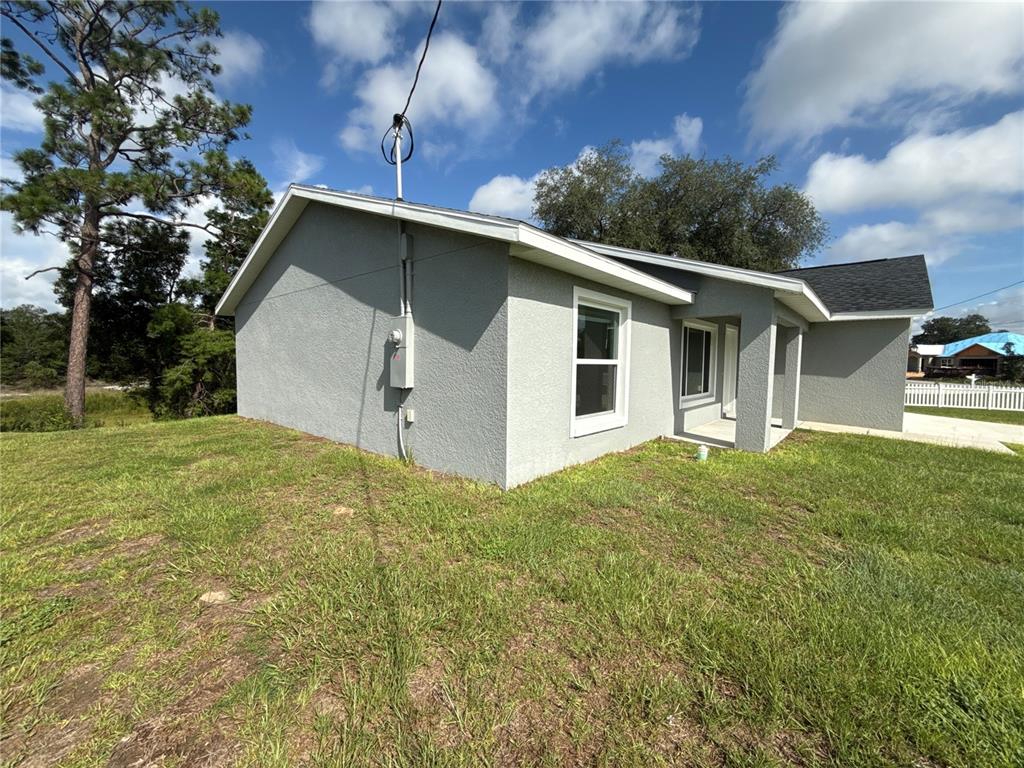 22 MALAUKA CIRCLE
