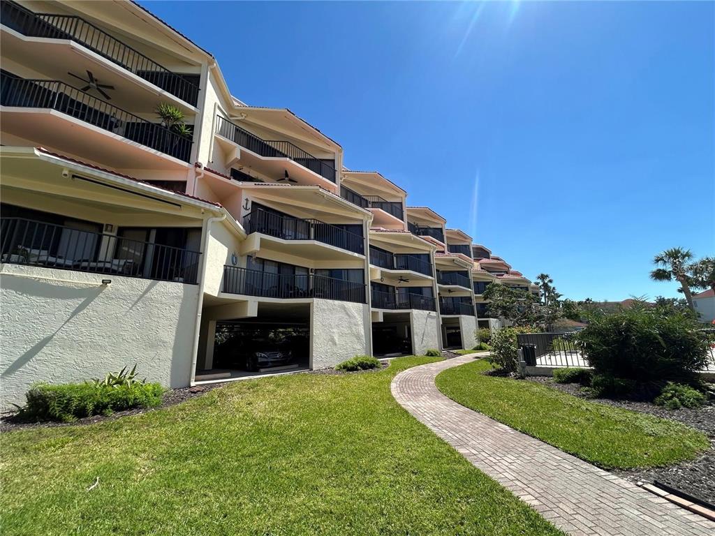 204 3RD STREET W UNIT 405