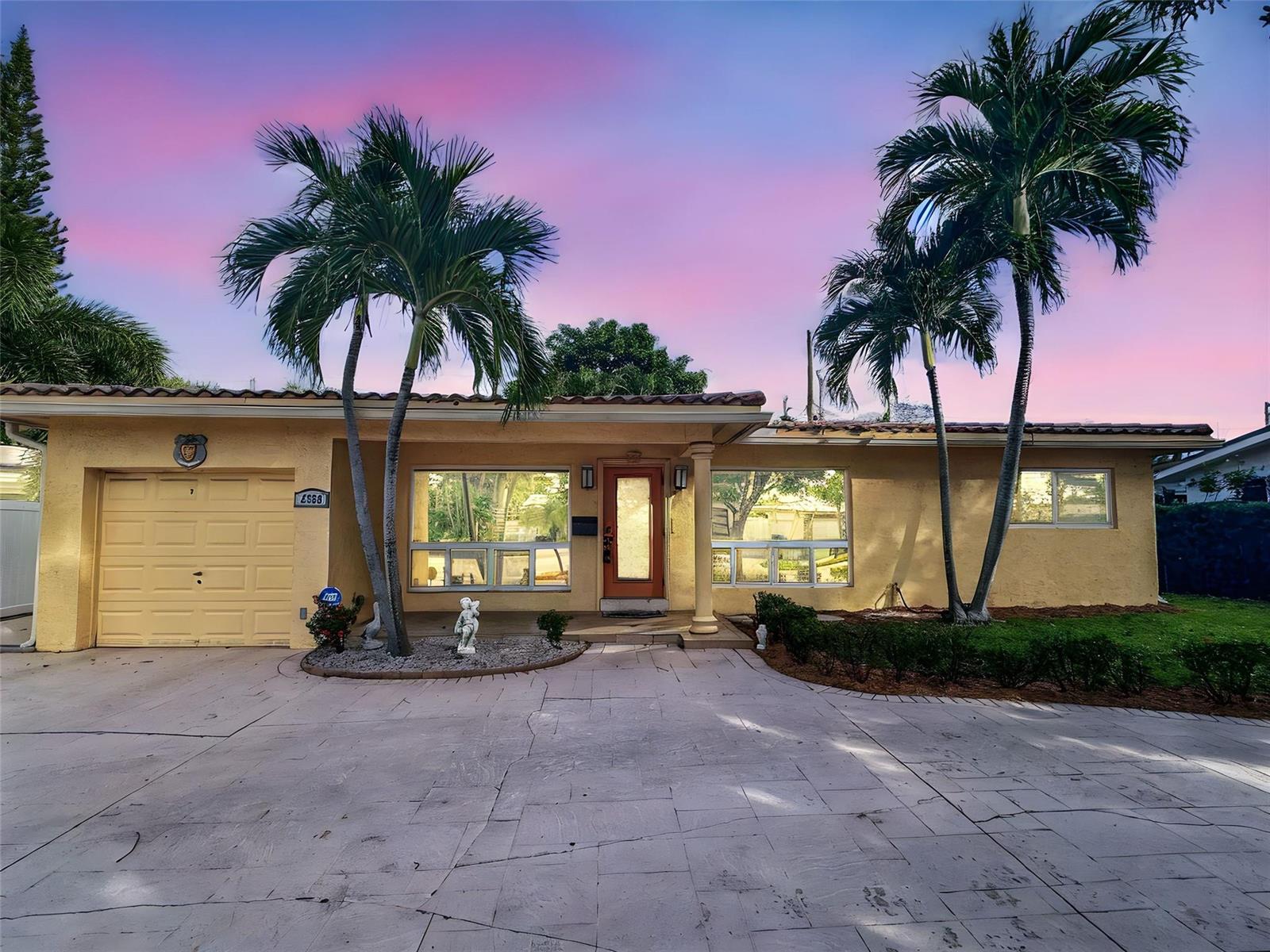 2936 NW 9th Terrace, Wilton Manors FL 33311