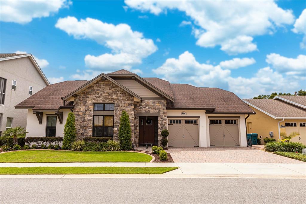 10592 WOODS DRIVE