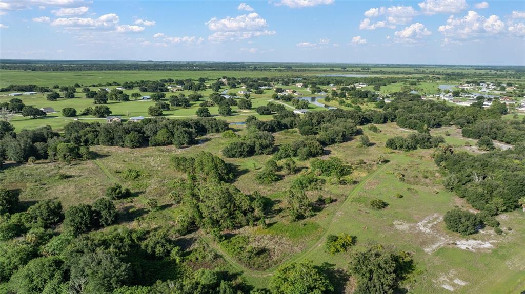 232 FOXHALL CIRCLE, SEBRING, FL — photo 4 of 14