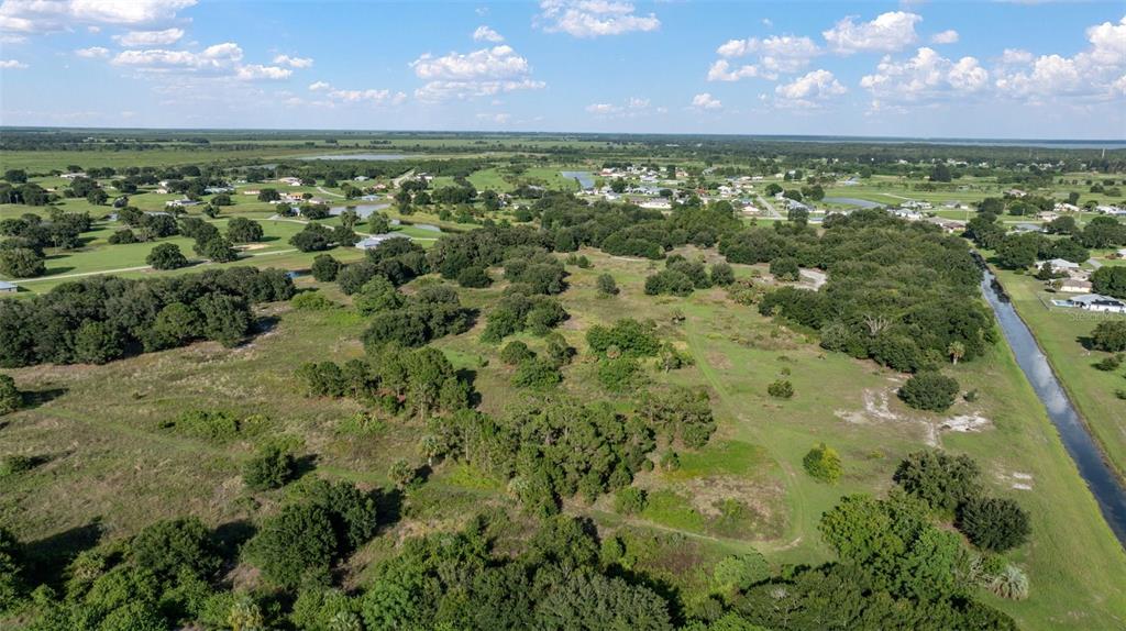 232 FOXHALL CIRCLE, SEBRING, FL — photo 5 of 14