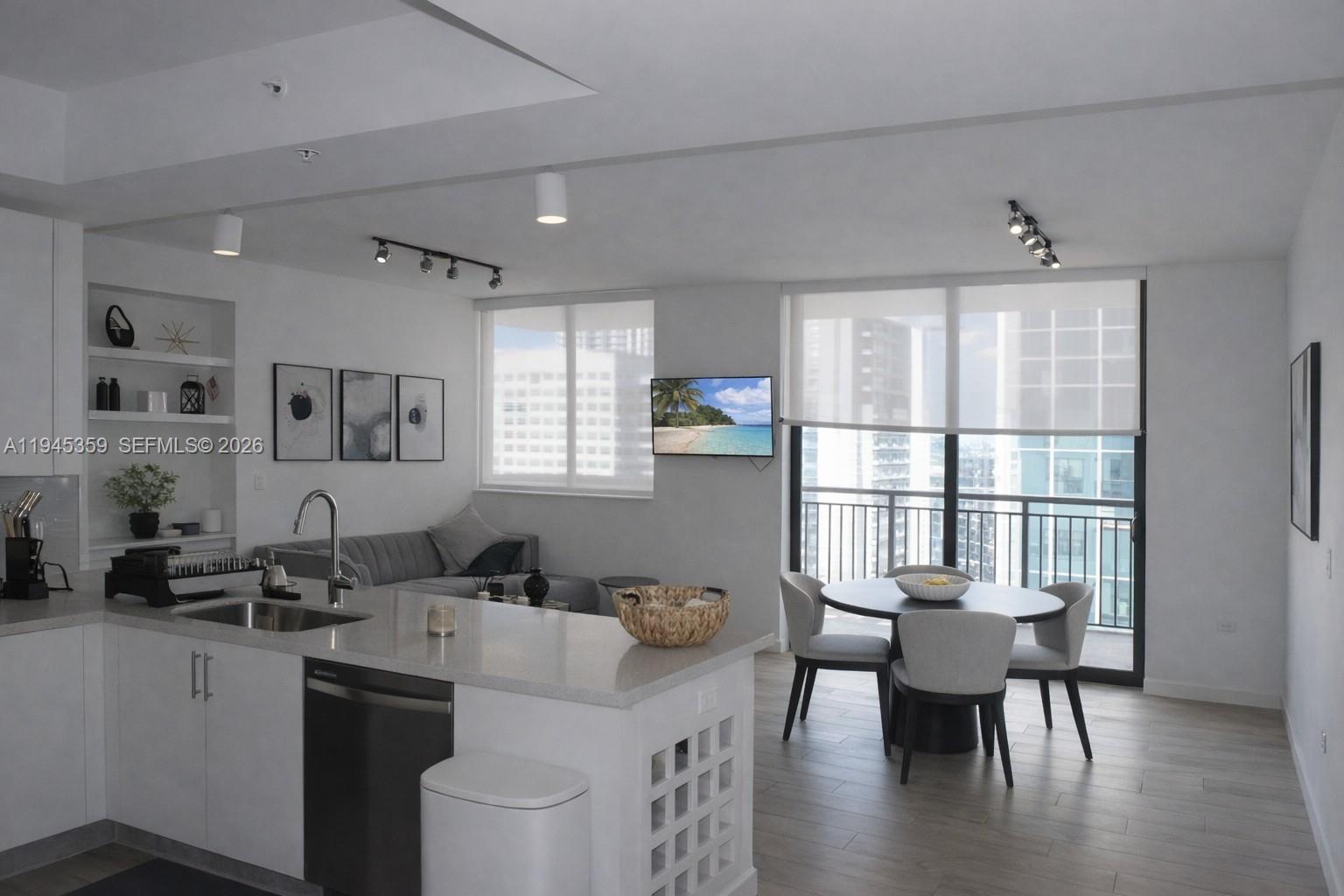 999 SW 1st Ave # 2214, Miami FL 33130
