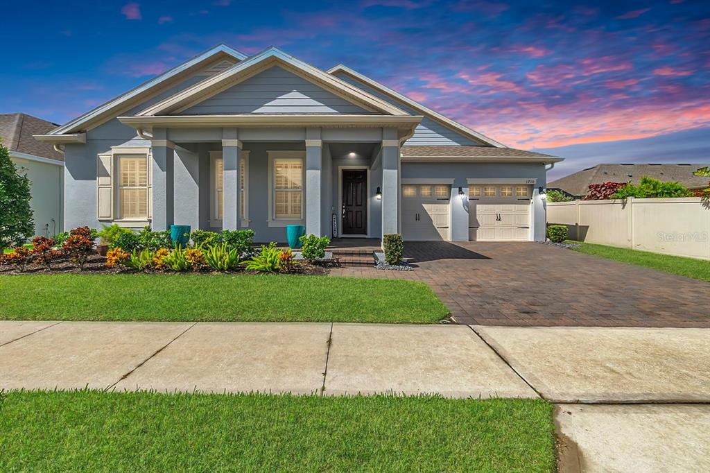 1710 PASTURE LOOP
