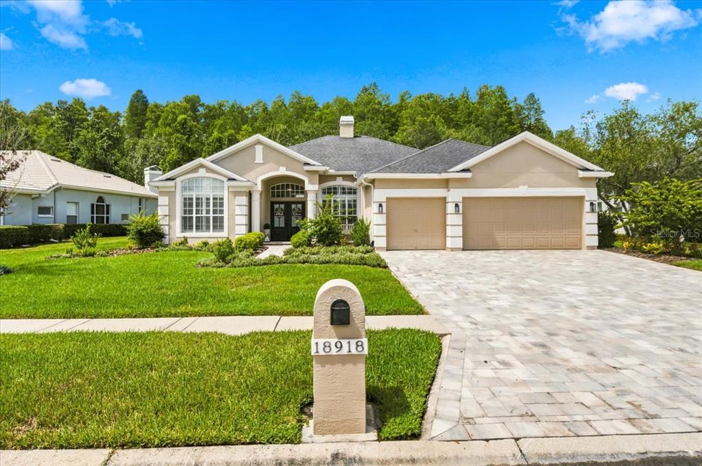 18918 SAINT LAURENT DRIVE, LUTZ, FL — photo 4 of 30