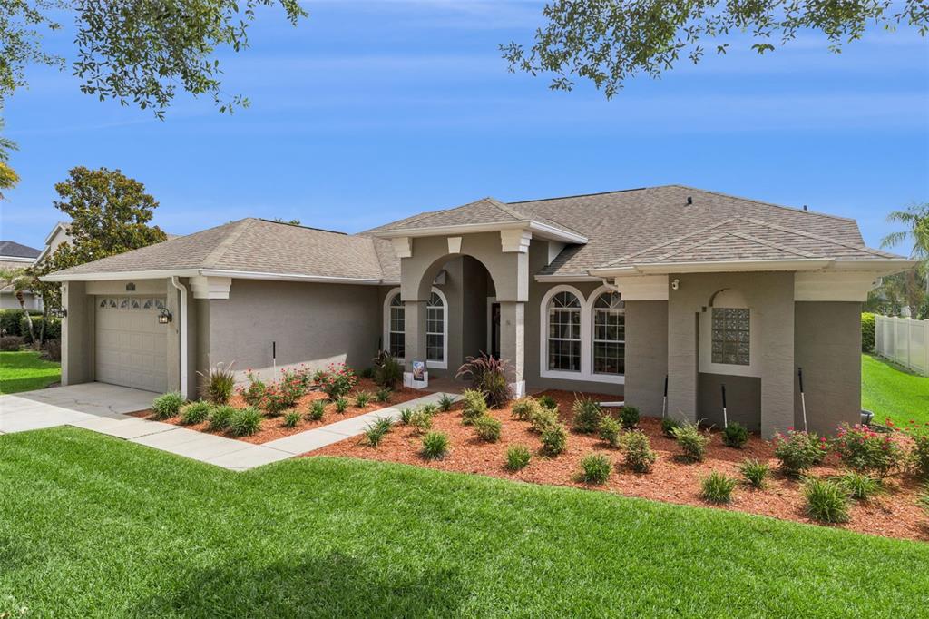14319 ROXSHIRE DRIVE