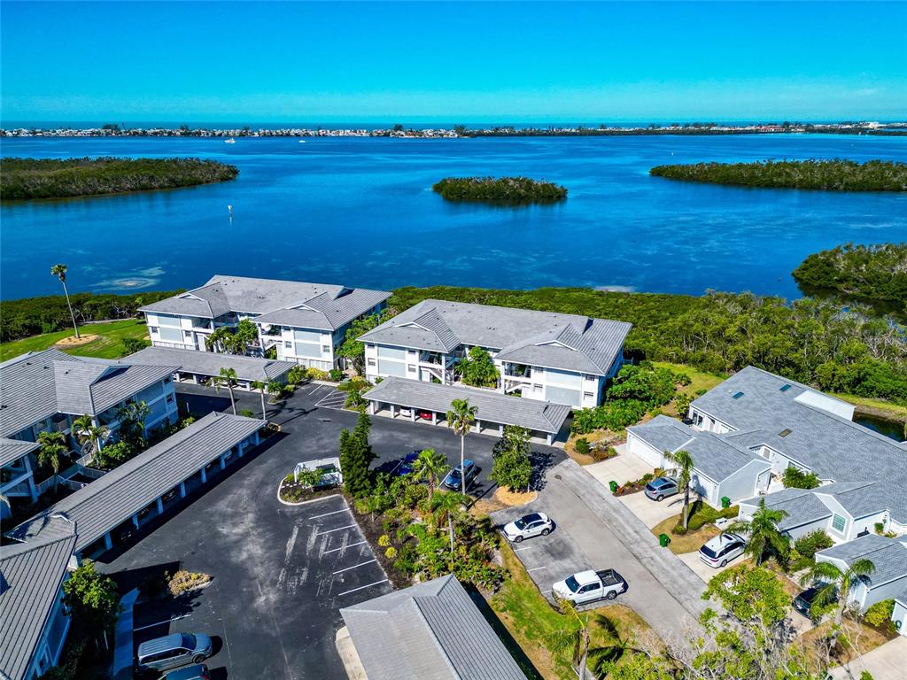 1389 PERICO POINTE CIR CIRCLE UNIT 140