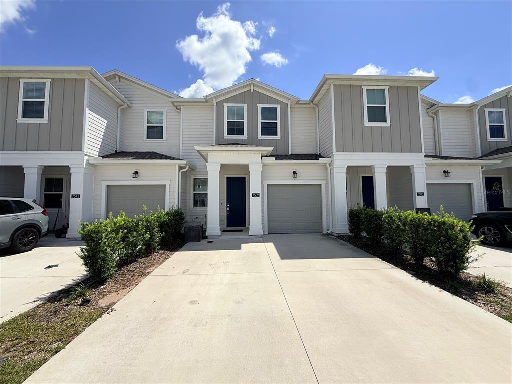 7509 STONE CREEK TRAIL