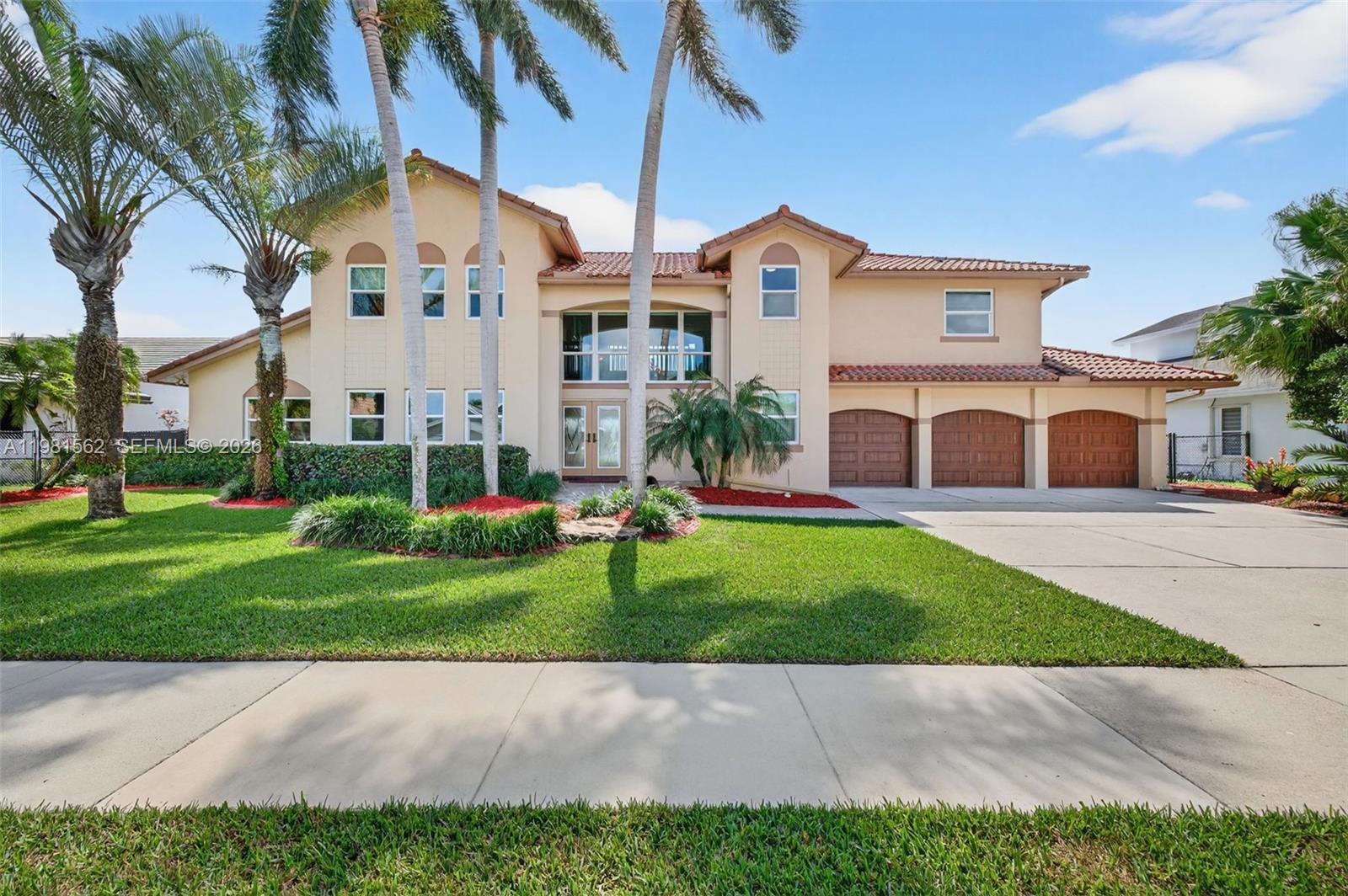 10376 SW 18th St, Davie FL 33324