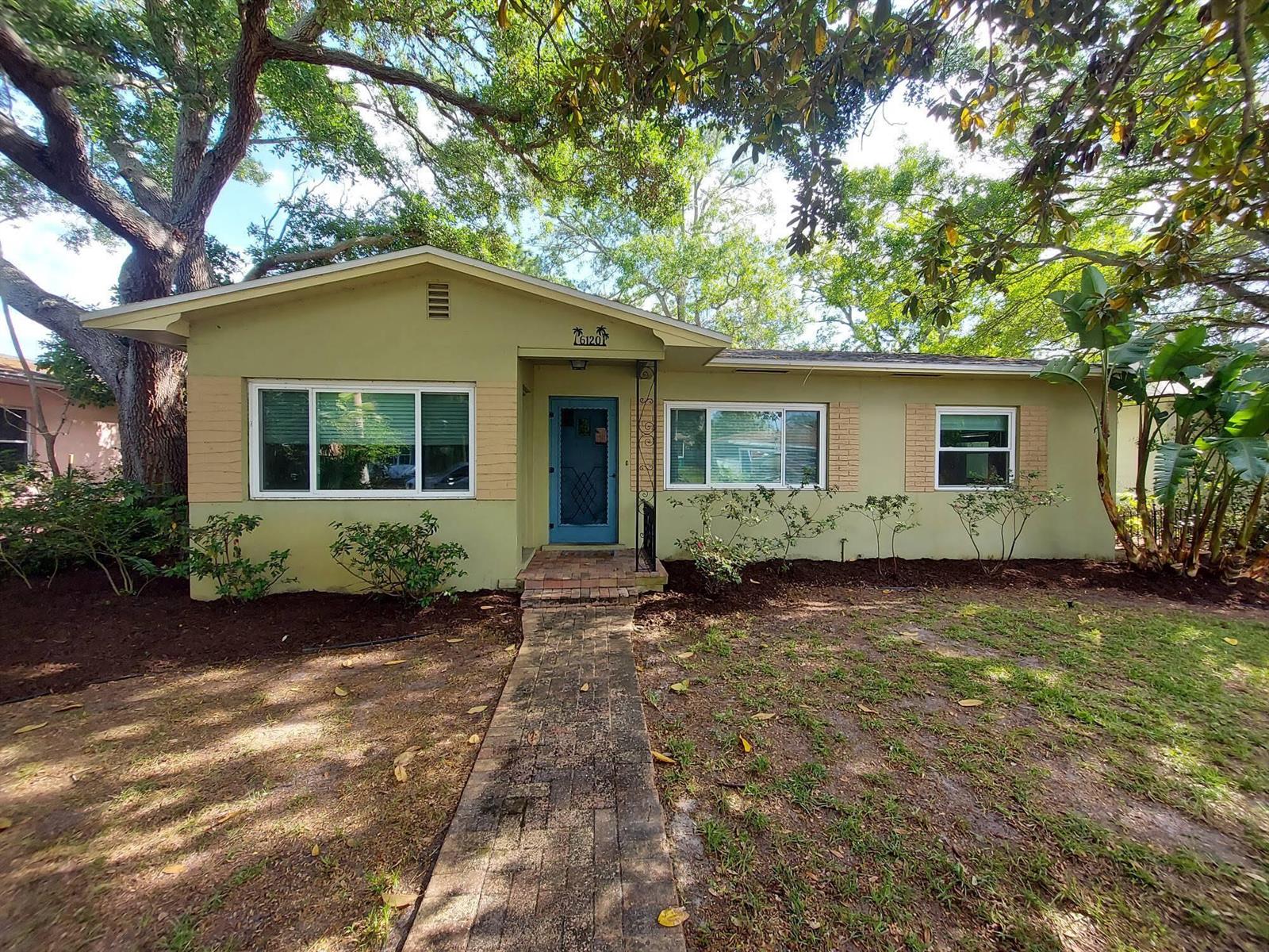 6120 9th Avenue S, FL 33707