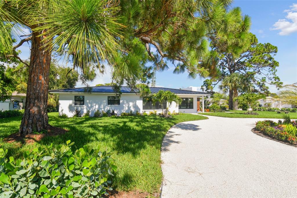301 AURORA STREET E, VENICE, FL — photo 5 of 30