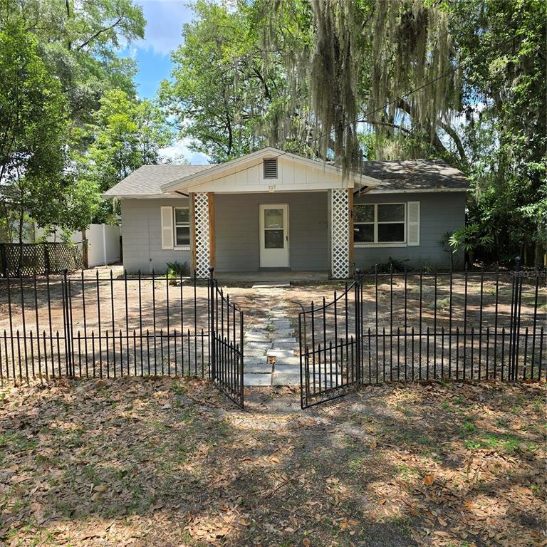 707 NW 24TH AVENUE