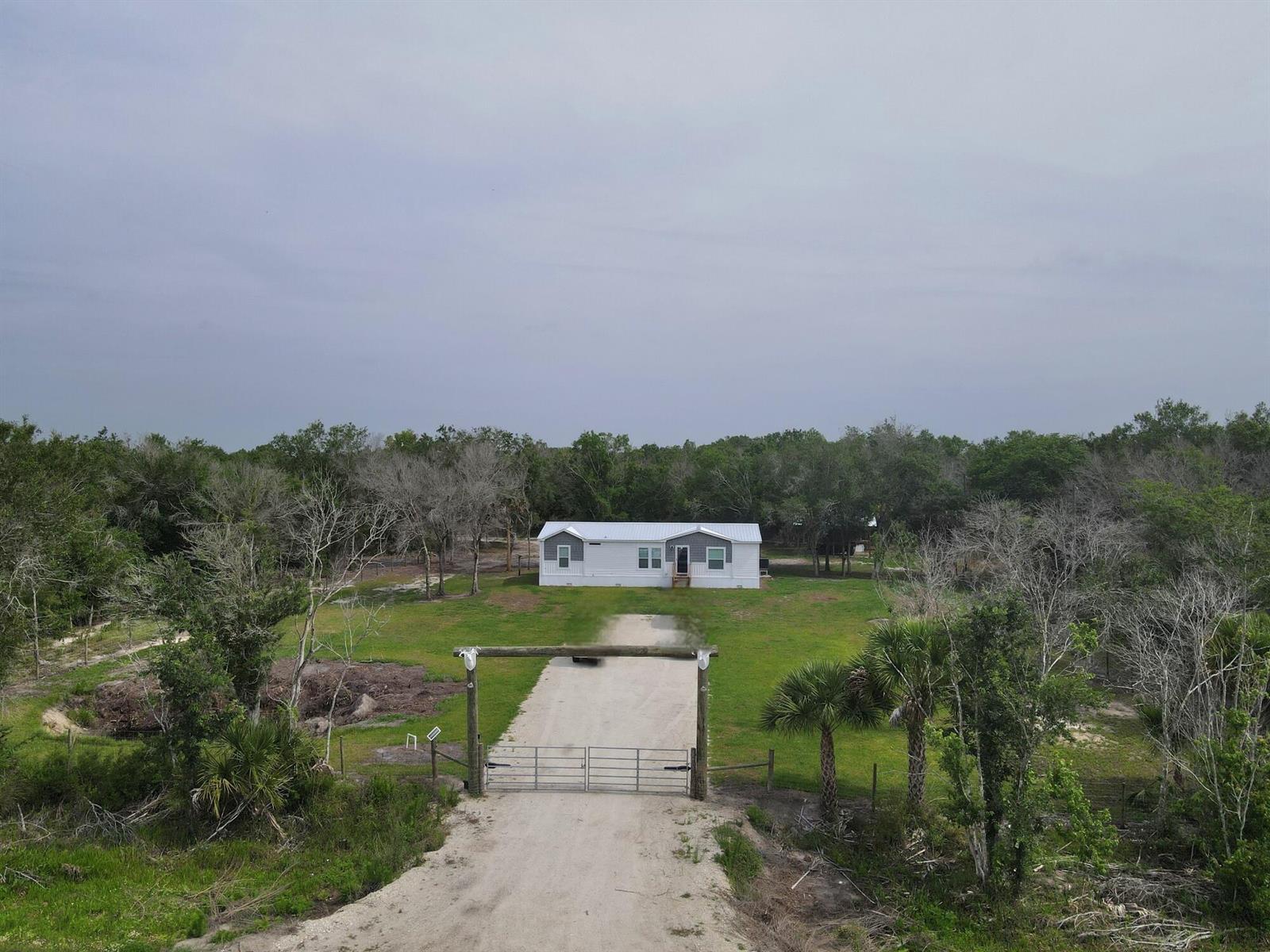 19411 NW 258th Street, Okeechobee FL 34972