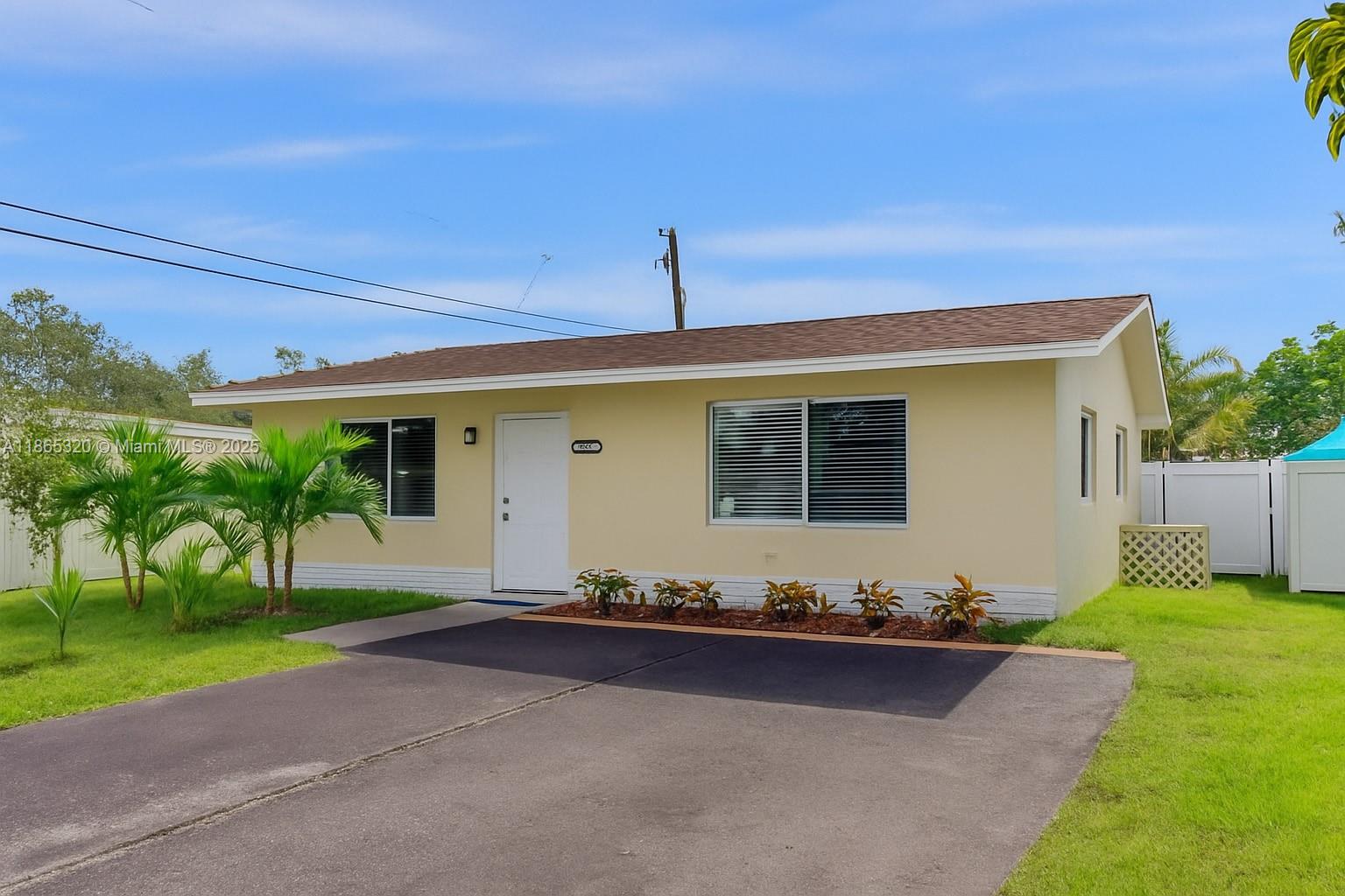 5404 NW 26th Ave, Tamarac FL 33309