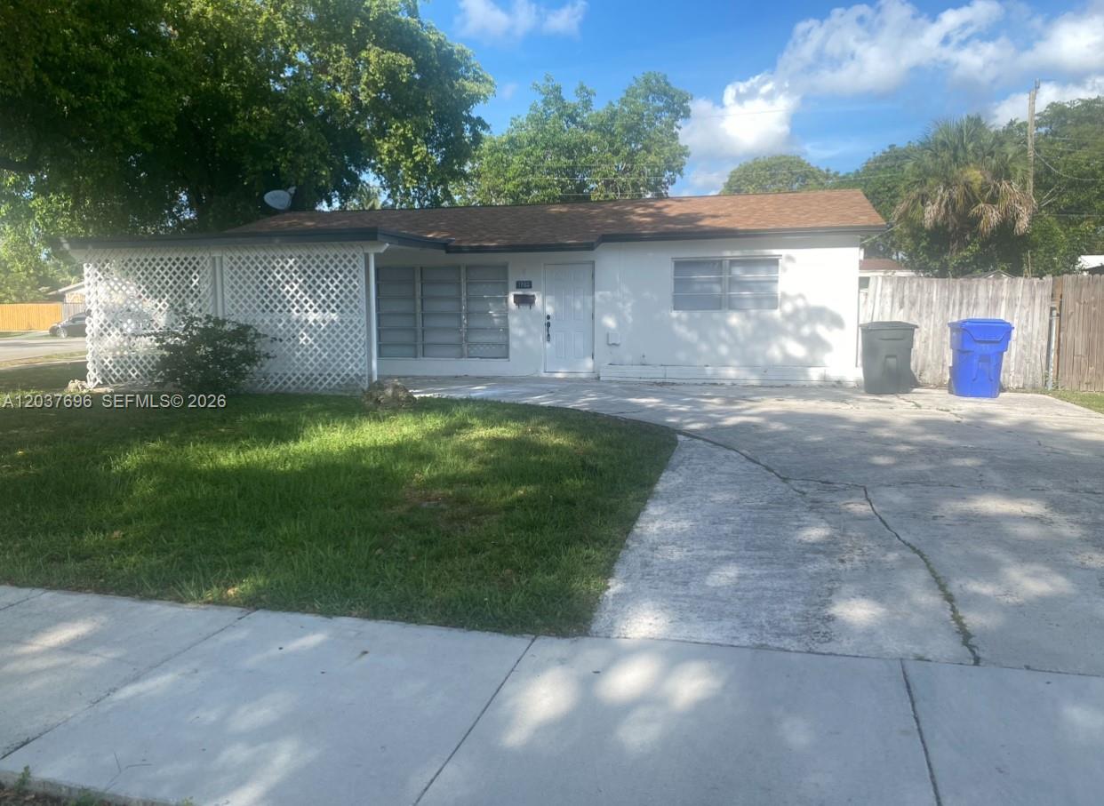1700 SW 69th Ter, North Lauderdale FL 33068