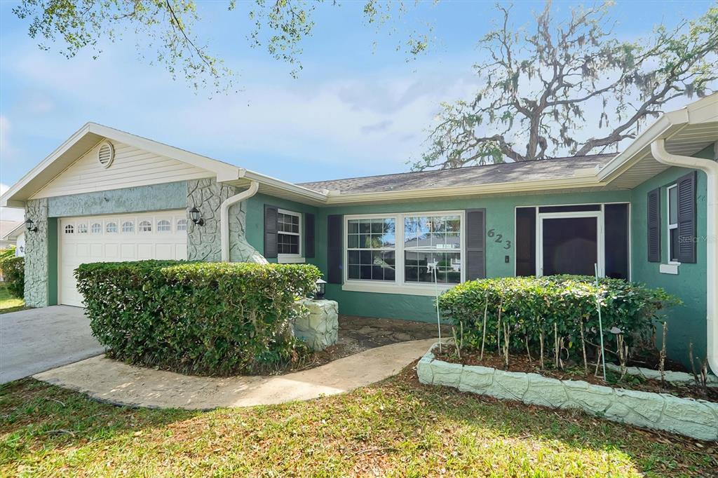 623 LAKESPUR LANE