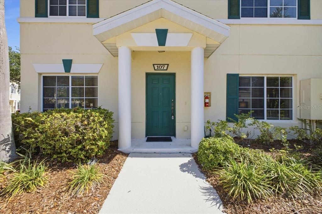 233 CAPE HARBOUR LOOP UNIT 107