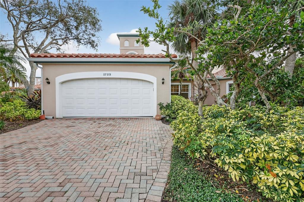 1723 STARLING DRIVE UNIT 1723
