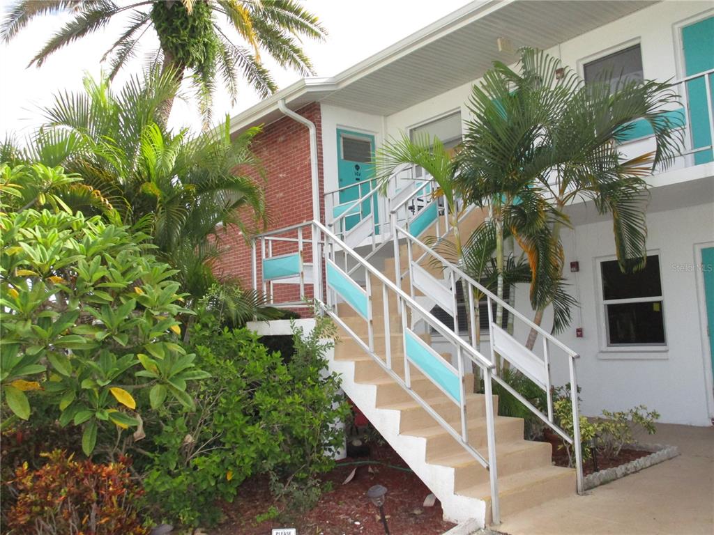 6055 21ST STREET N UNIT 10