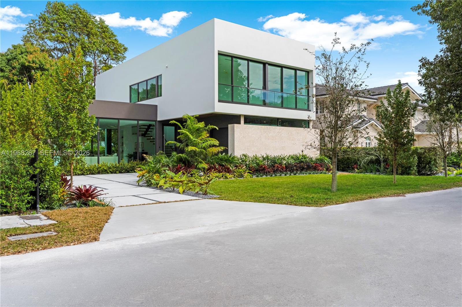4081 Hardie Ave, Miami FL 33133