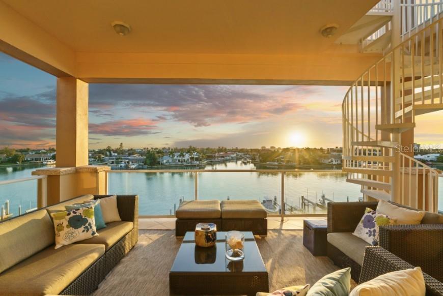 40 BAYVIEW COURT S UNIT 3