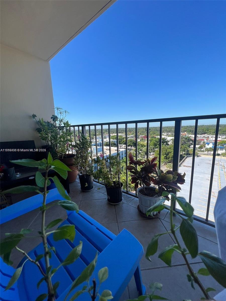 1470 NE 123rd St # A1106, North Miami FL 33161
