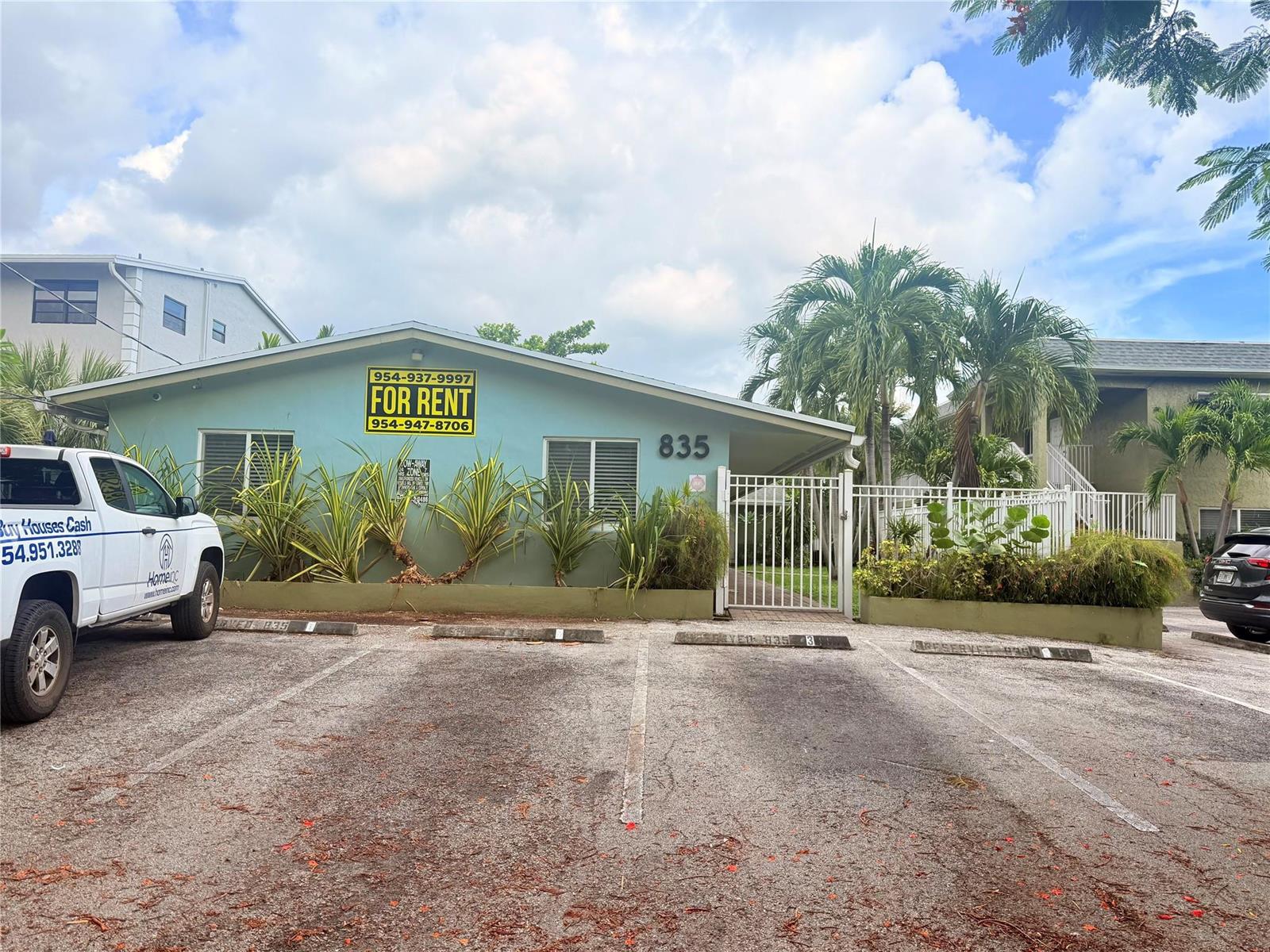 835 NE 18th Court, Fort Lauderdale FL 33305