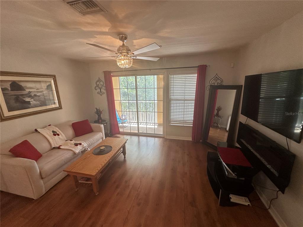 8809 WHITE SAGE LOOP, LAKEWOOD RANCH, FL — photo 4 of 30