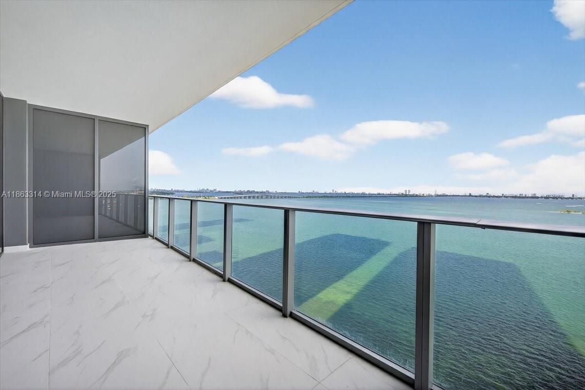 700 NE 24TH # 1104, Miami FL 33137