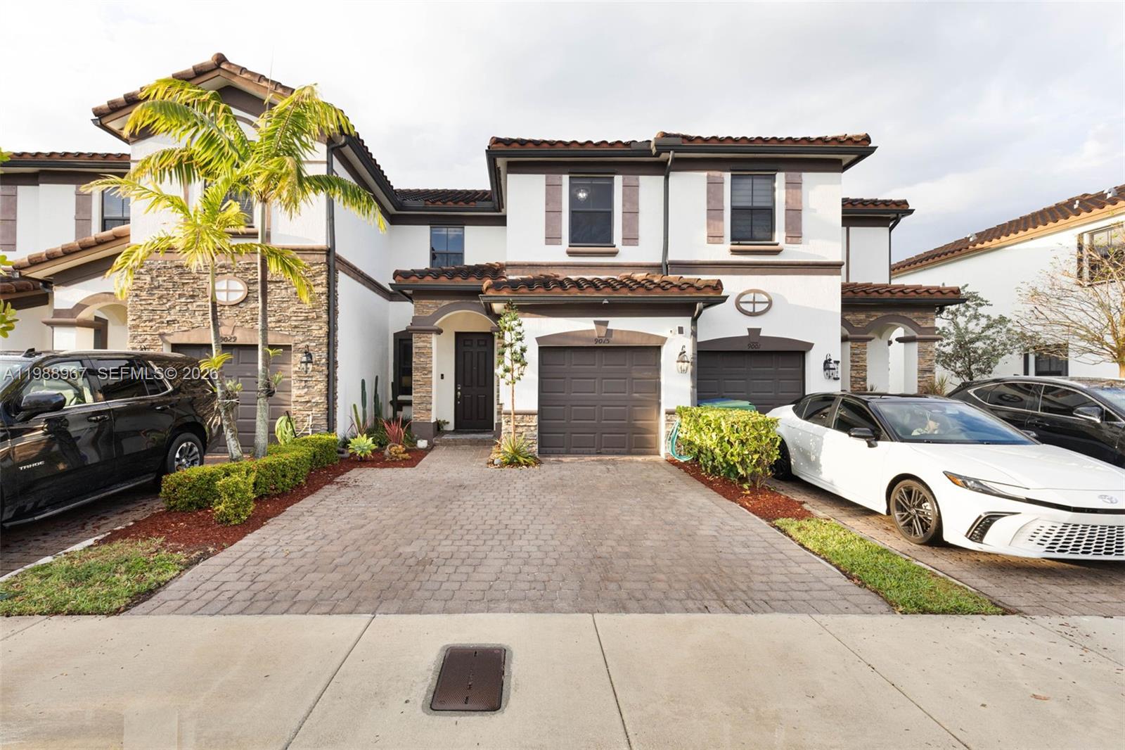 9015 NW 183rd St, Hialeah FL 33018