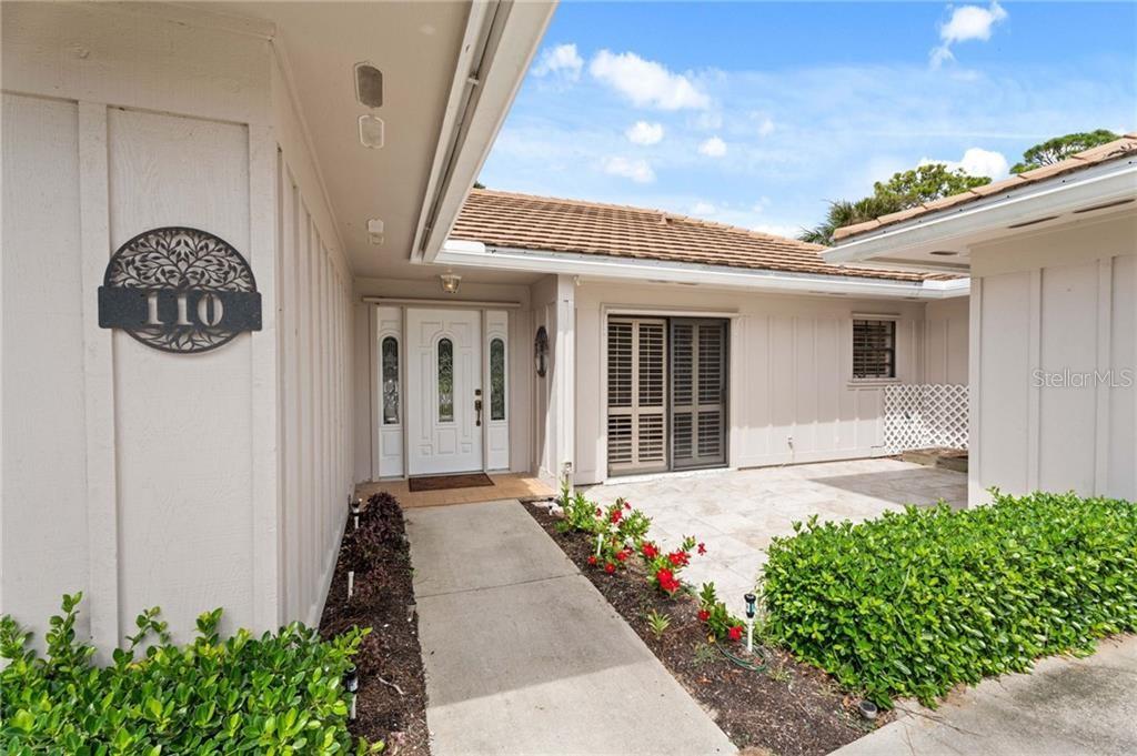 110 PRESTWICK CIRCLE, VERO BEACH, FL — photo 2 of 30