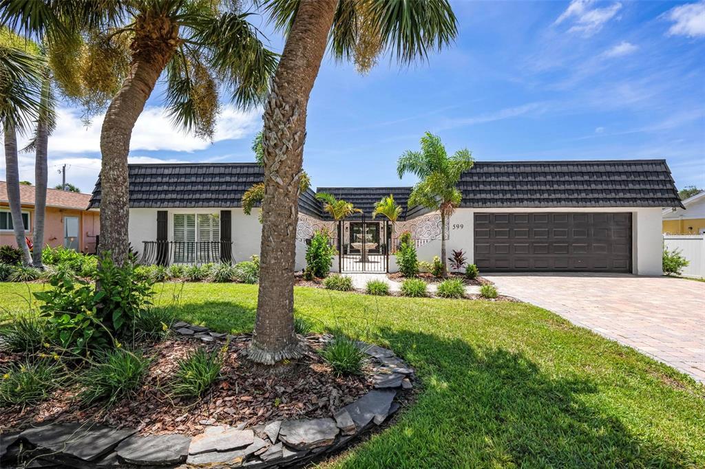 599 FLAMINGO DRIVE